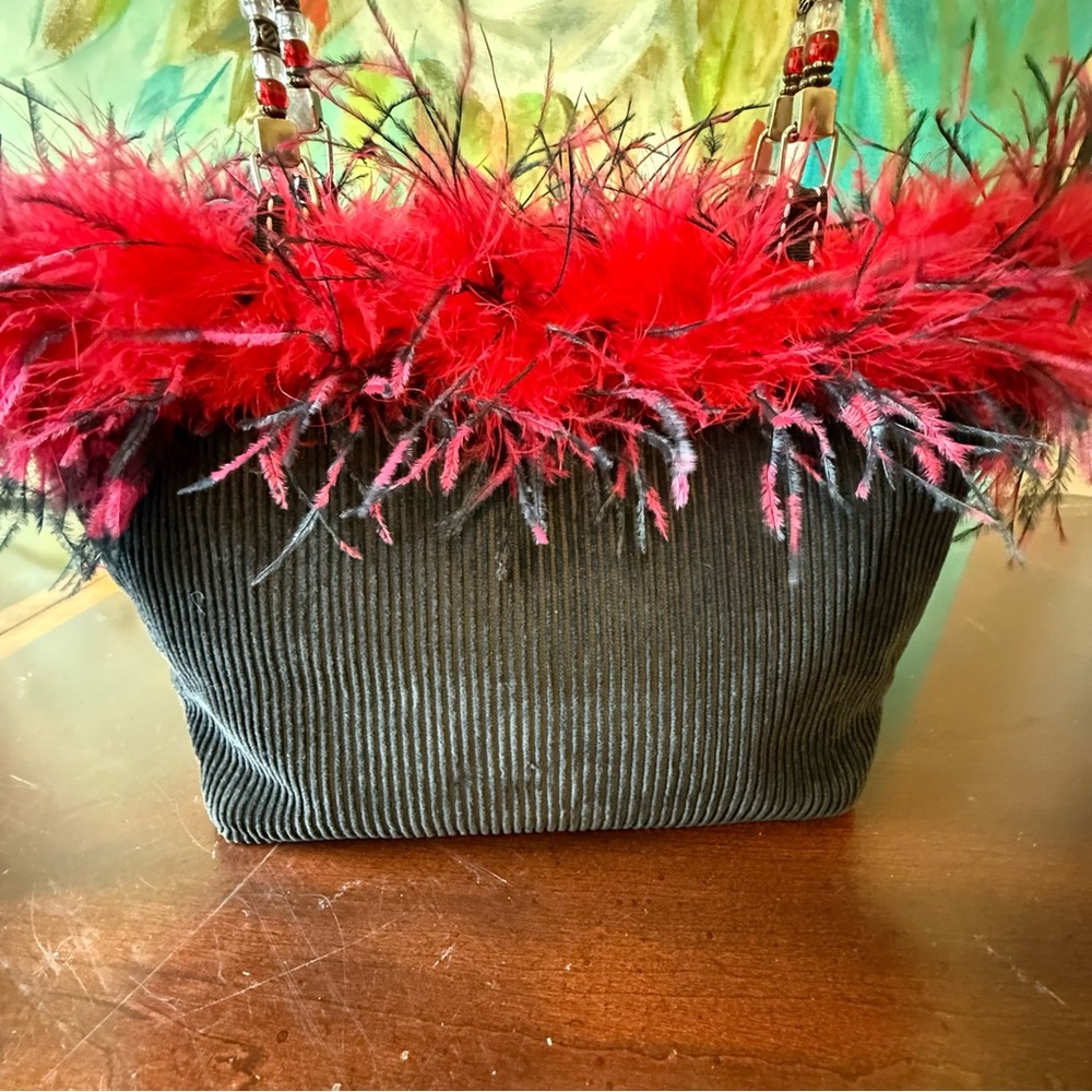Georgia Bulldogs Purse Handbag Tote Corduroy w Feathers & Beaded Handle - Picture 3 of 9